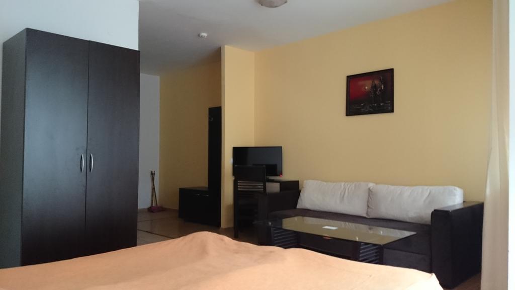 Tes Flora Apartments Μπόροβετς Εξωτερικό φωτογραφία