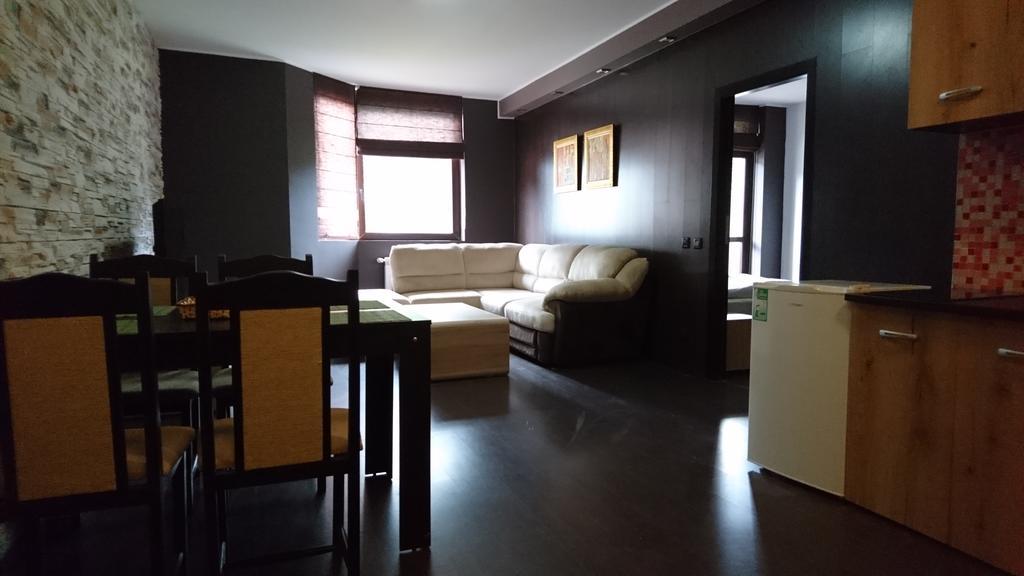 Tes Flora Apartments Μπόροβετς Εξωτερικό φωτογραφία