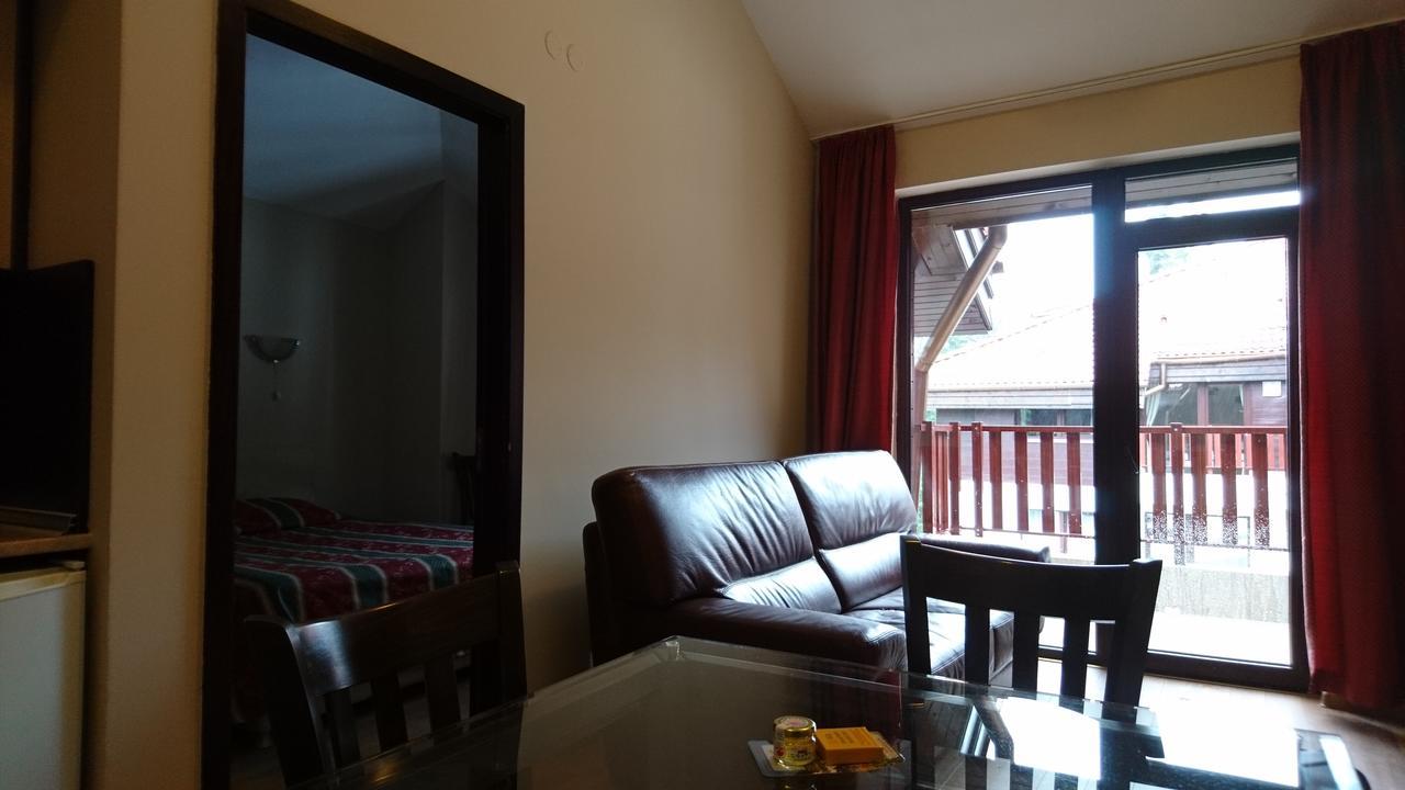 Tes Flora Apartments Μπόροβετς Εξωτερικό φωτογραφία